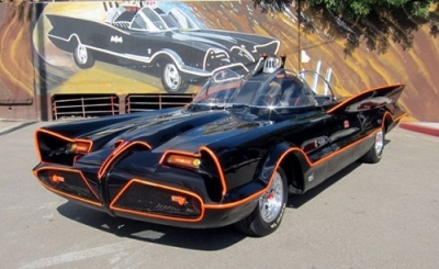 Subastan el Batimovil usado por Adam West