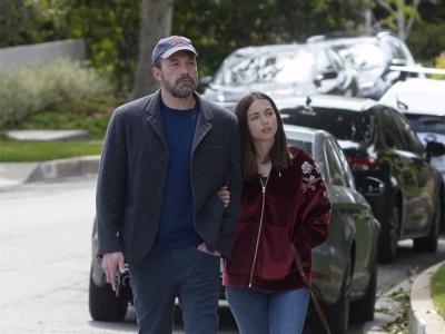 El casual y elegante outfit de Ana de Armas junto a Ben Affleck