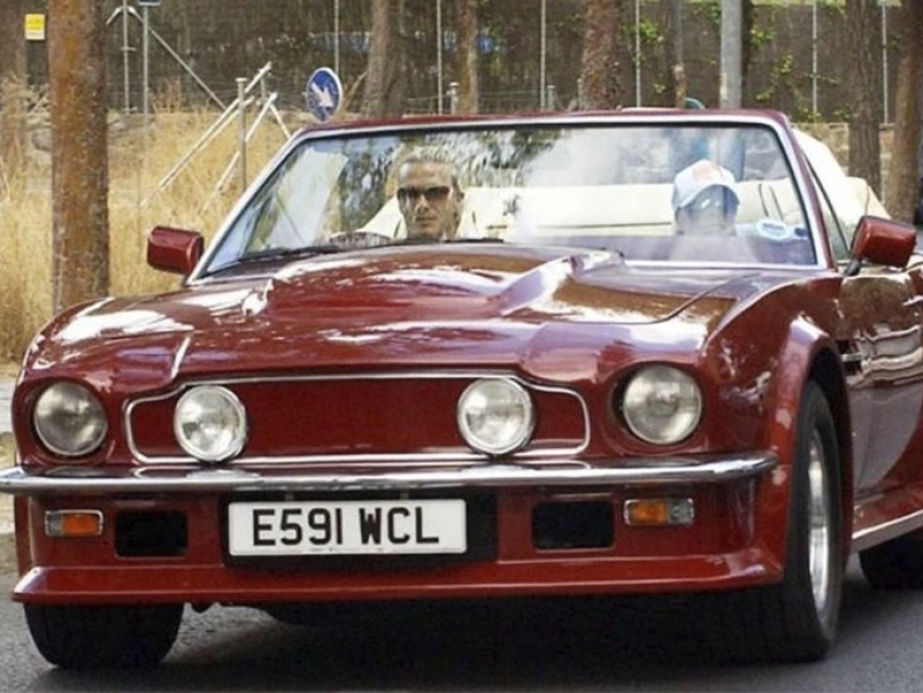 David Beckham vende su exclusivo Aston Martin V8 Volante