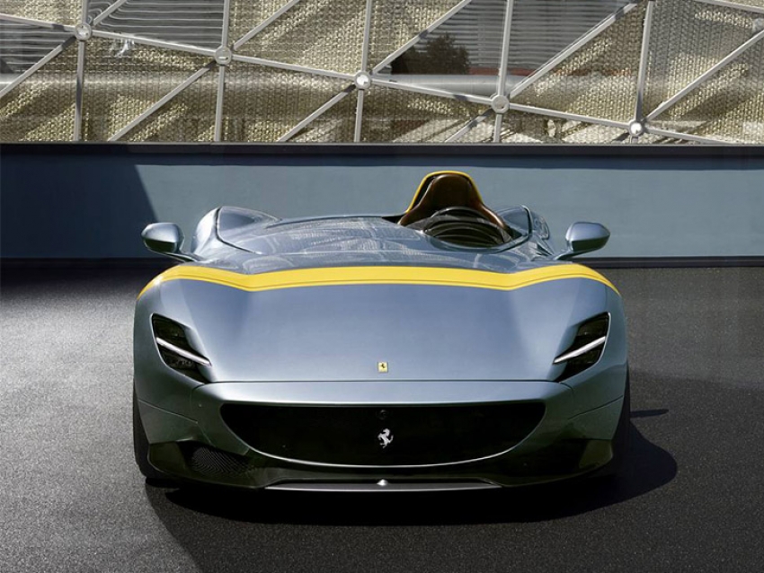 Cristiano Ronaldo se compra un Ferrari Monza SP1