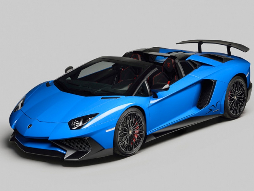 El imponente Lamborghini Aventador Superveloce Roadster